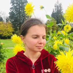 Alona